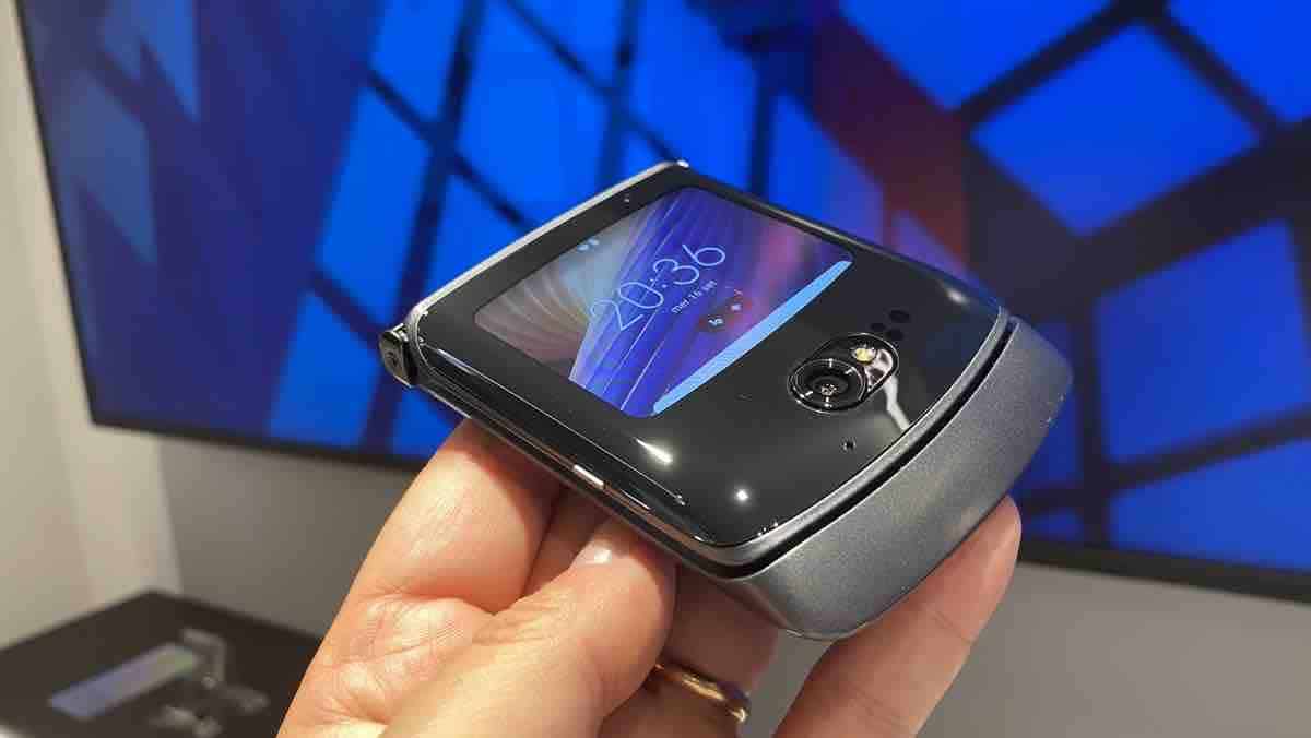 Motorola Razr 5G già in uscita allo Spazio Lenovo