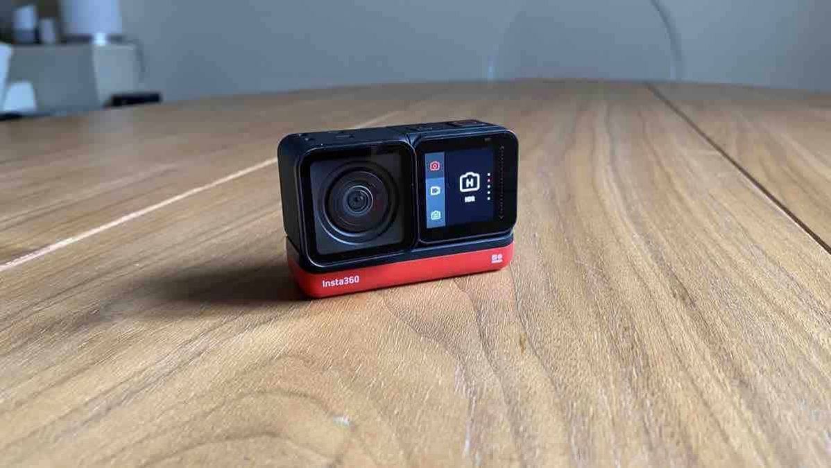 Recensione Insta360 One R