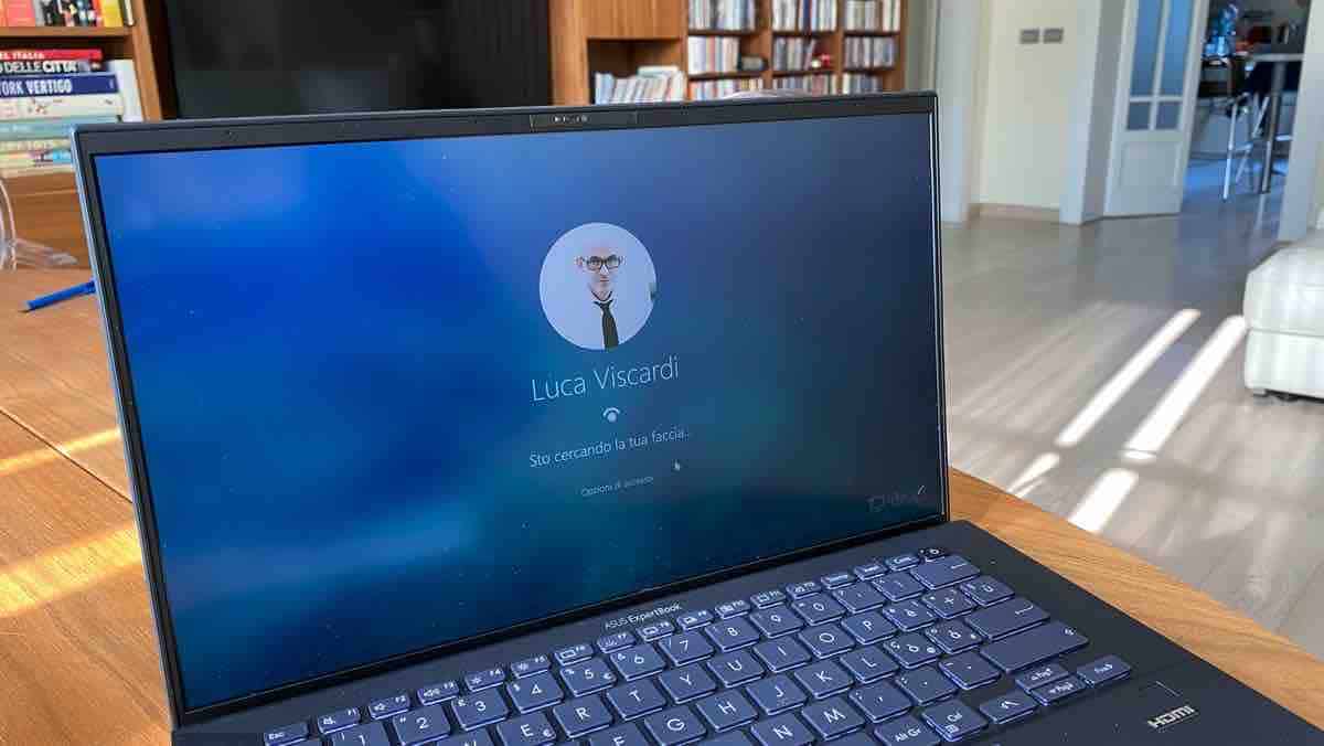 Recensione Asus Expertbook B9, bello e leggero