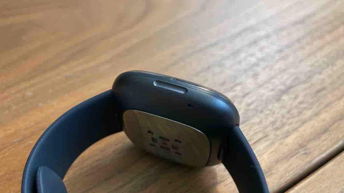 Recensione Fitbit Sense, la salute prima di tutto