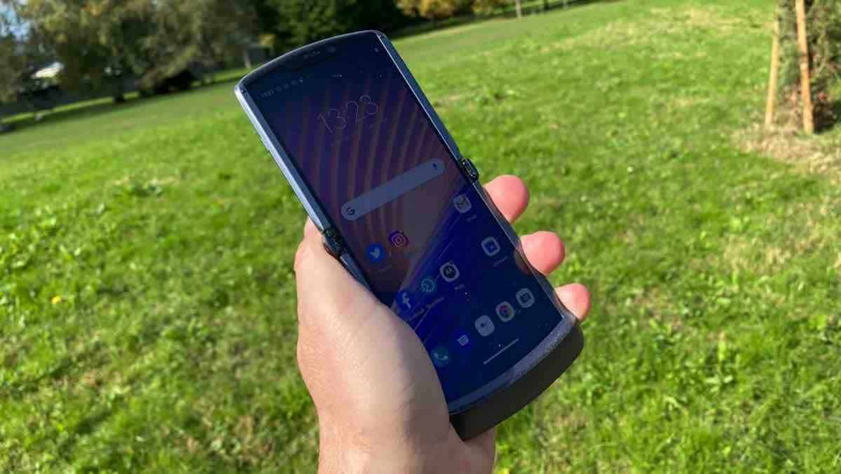 Recensione Motorola Razr 5G