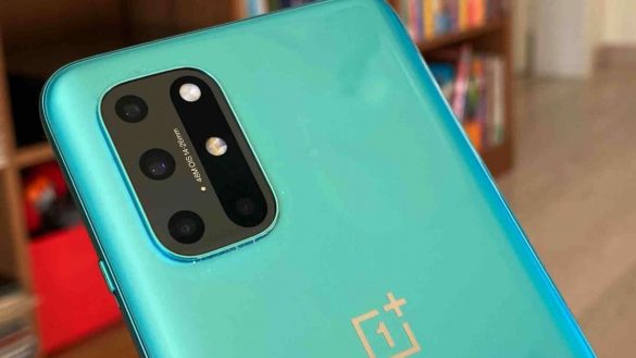 https://www.mistergadget.tech/wp-content/uploads/2020/10/OnePlus-8T-Mister-Gadget-Luca-Viscardi-8-585x329.jpg