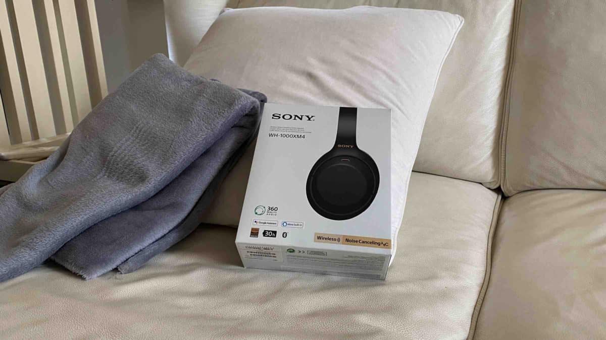 Recensione Sony WH-1000XM4, cuffie spettacolari