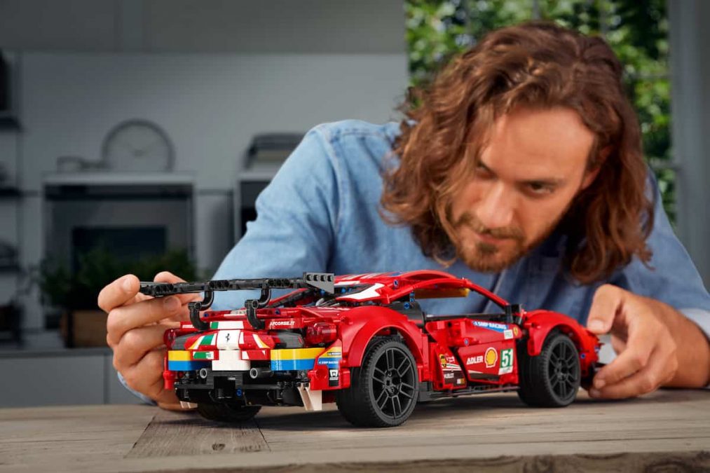 Da LEGO TECHNIC Ferrari 488 GTE  AF CORSE #51