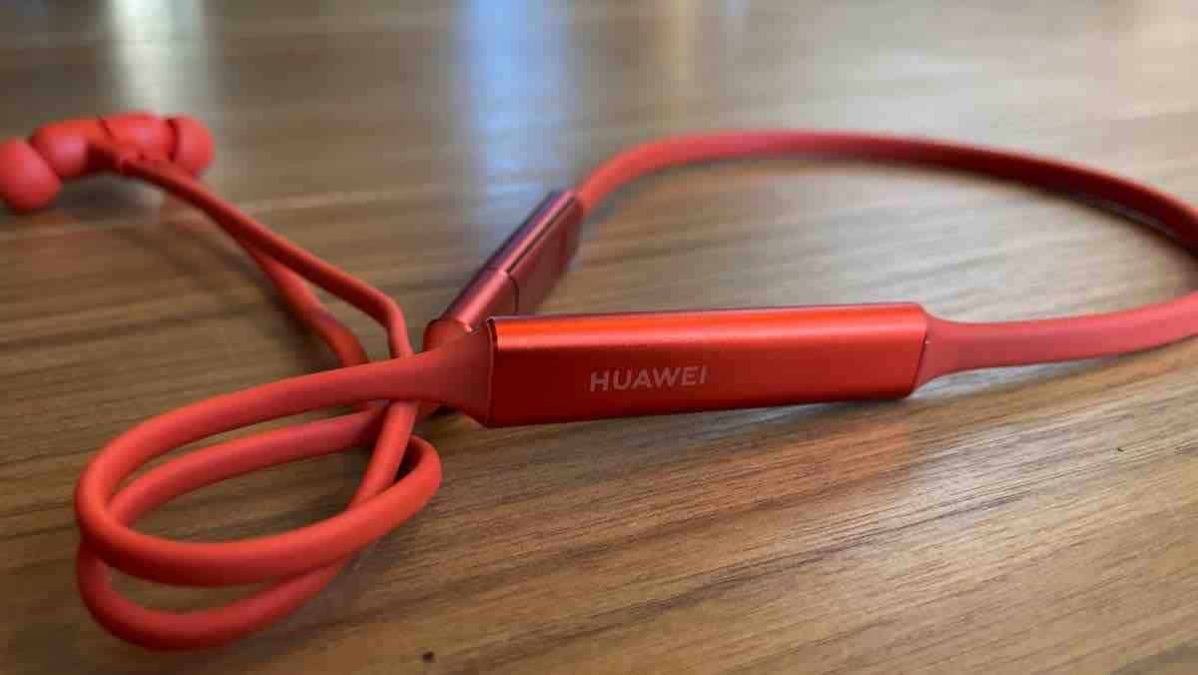 Recensione Huawei Freelace, auricolari per chi fa sport