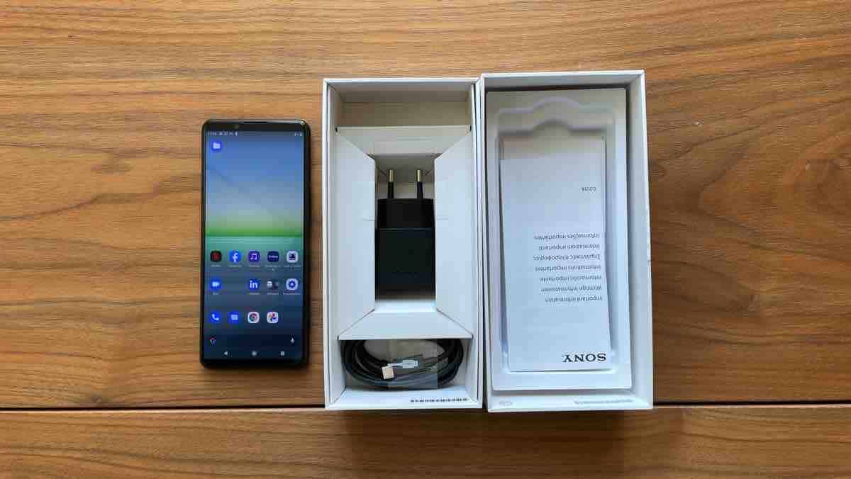 Xperia 5 II