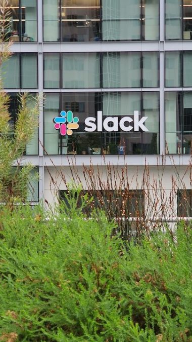Salesforce e Slack sapranno rispondere a Microsoft?