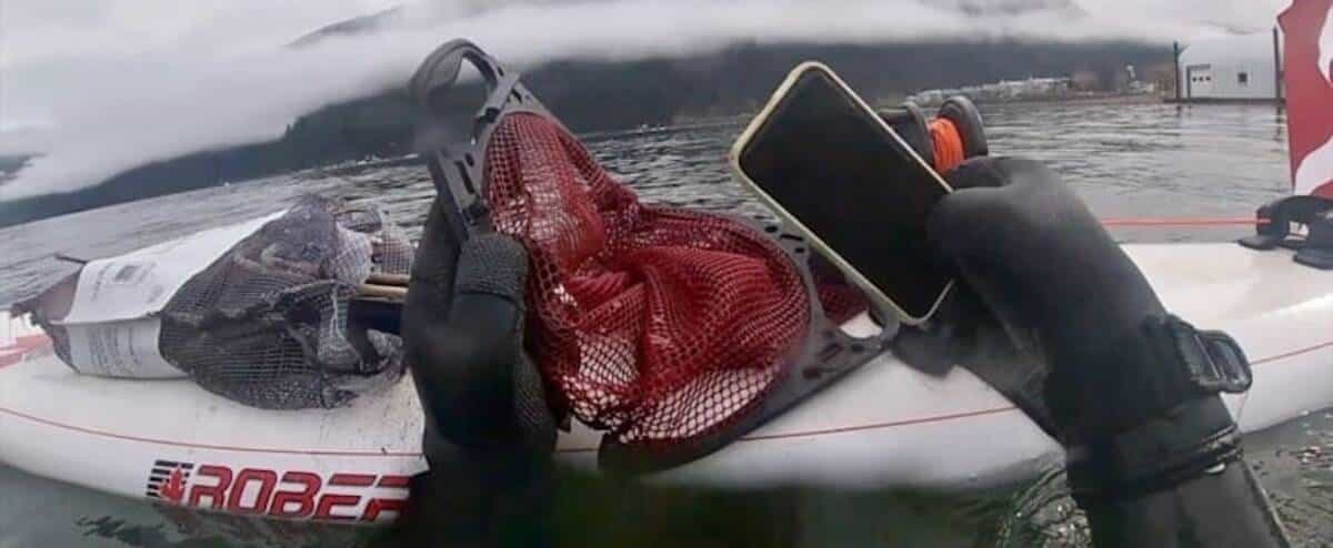 Dopo 6 mesi in fondo al lago un iPhone 11 funziona ancora!