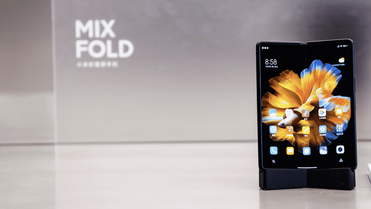 Xiaomi Mix Fold spacca il mercato dei dispositivi pieghevoli.