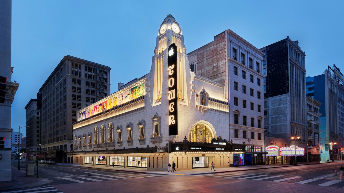 Apple Store Tower Theatre Facciata