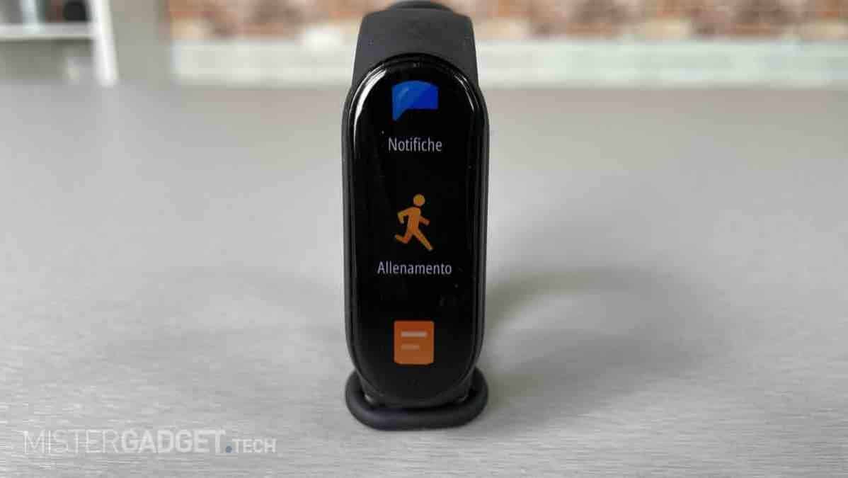 Recensione smartband Xiaomi Mi Band 6