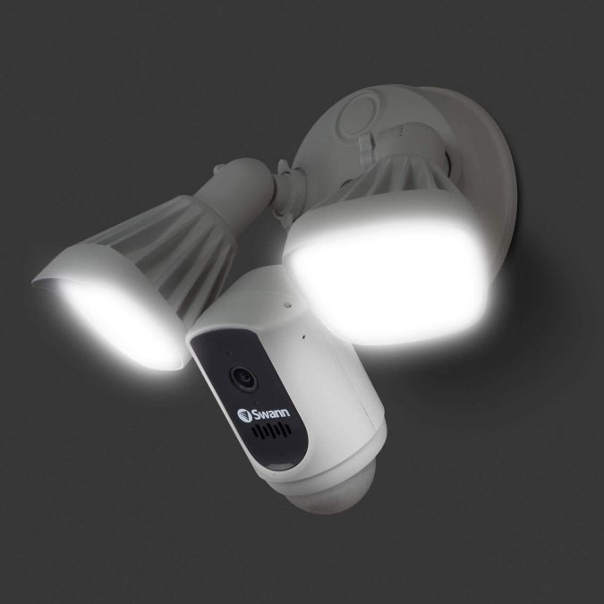 Swann Floodlight-videocamera di sicurezza per esterni -mistergadget-tech