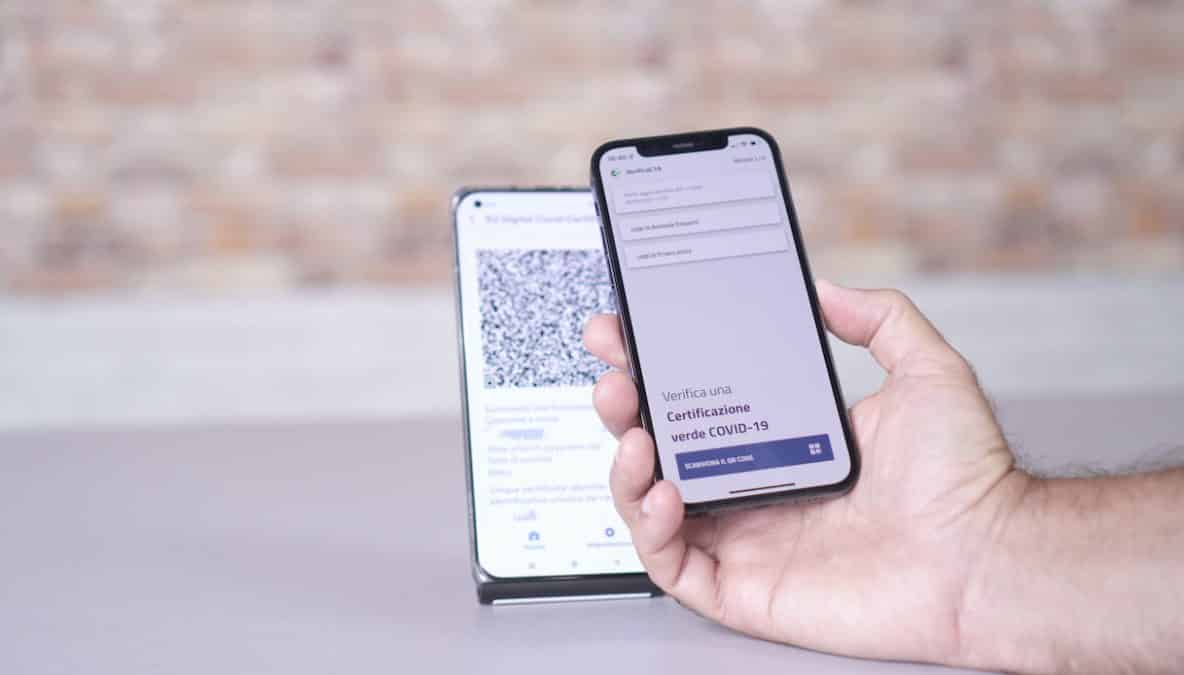 Come-verificare-il-Green-pass-con-lapplicazione-VerificaC19-su-smartphone-Android-e-iOS-play-store-mistergadget-tech