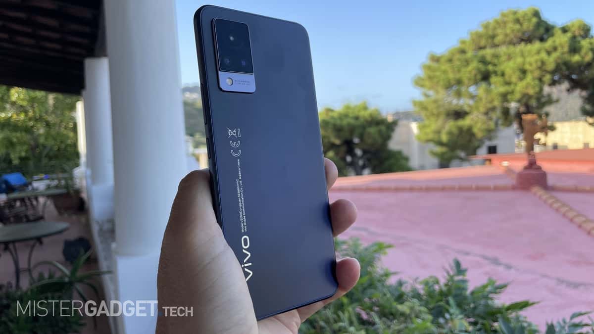 Recensione Vivo V21 5G, smartphone a tutto selfie