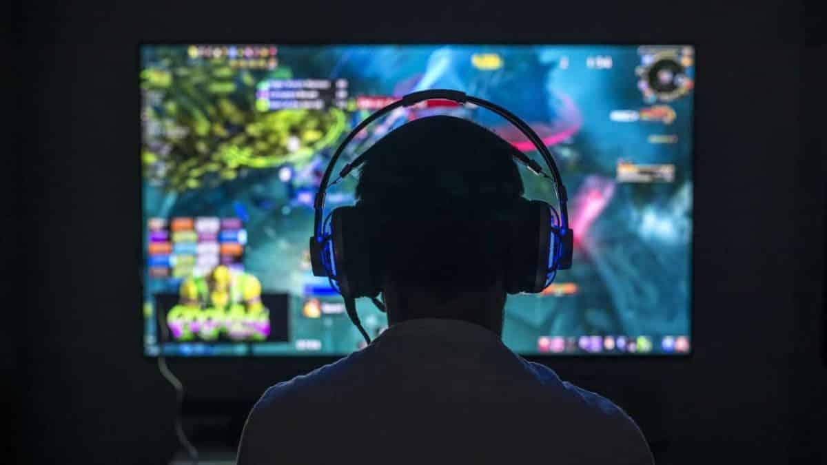 limitazioni nell'uso dei videogiochi in cina