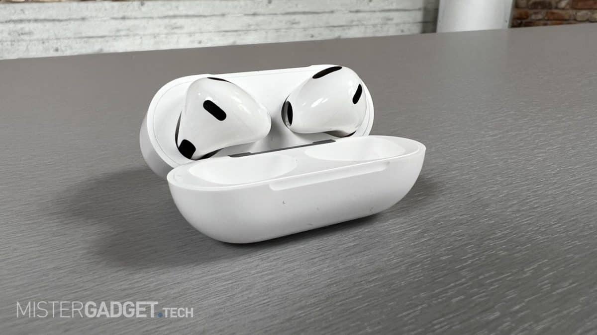 Recensione Apple AirPods 3: la custodia