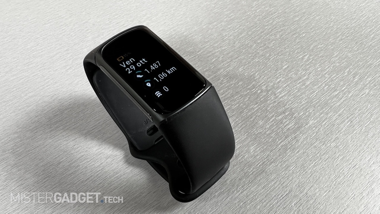 Recensione Fitbit Charge 5