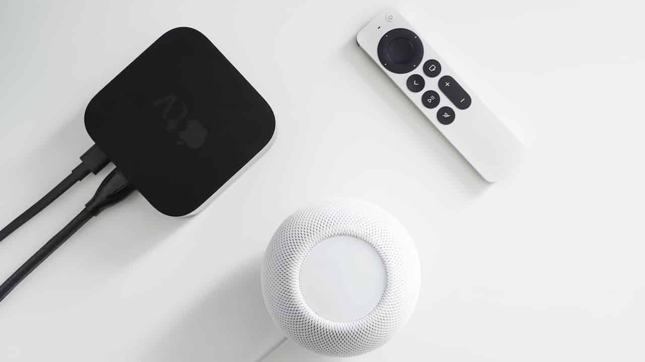 https://www.mistergadget.tech/wp-content/uploads/2021/12/Apple-TV-Homepod-MIni.jpg