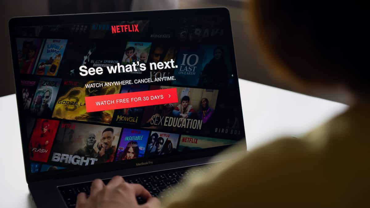 Netflix-condivisione-account-abbonamento-mistergadget-tech