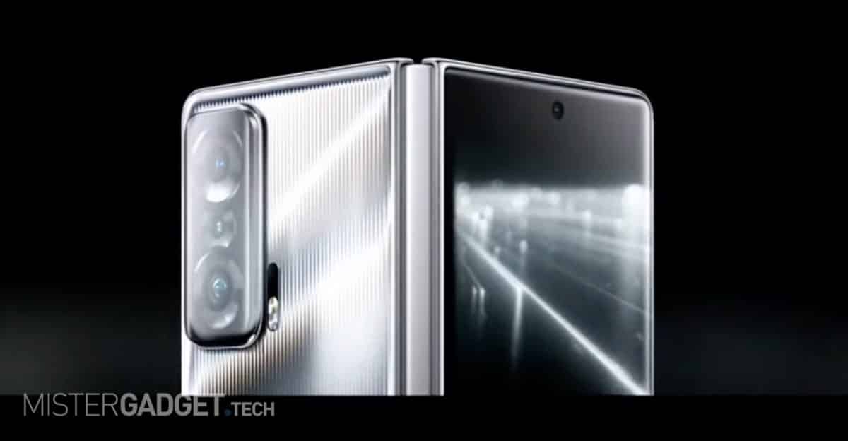 Honor Magic V, lo smartphone pieghevole di Honor che sfida Samsung