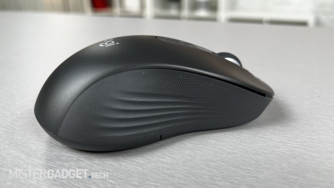 Nuovo mouse Logitech Signature M650: anche per mancini