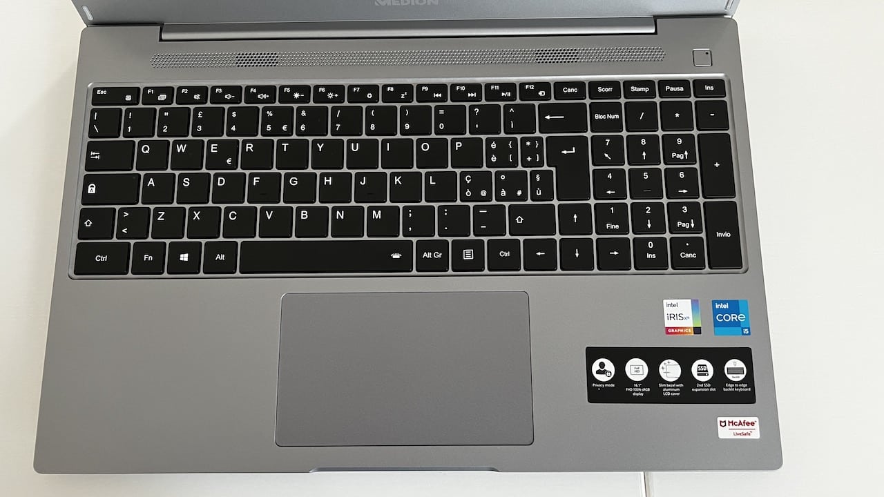 Recensione Computer Windows Medion E16401, un super acquisto