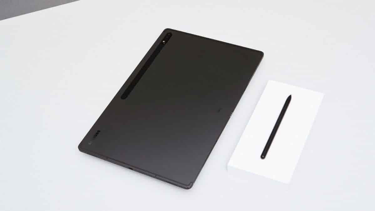Tablet-samsung-galaxy-tab-s8-caratteristiche-mistergadget-tech