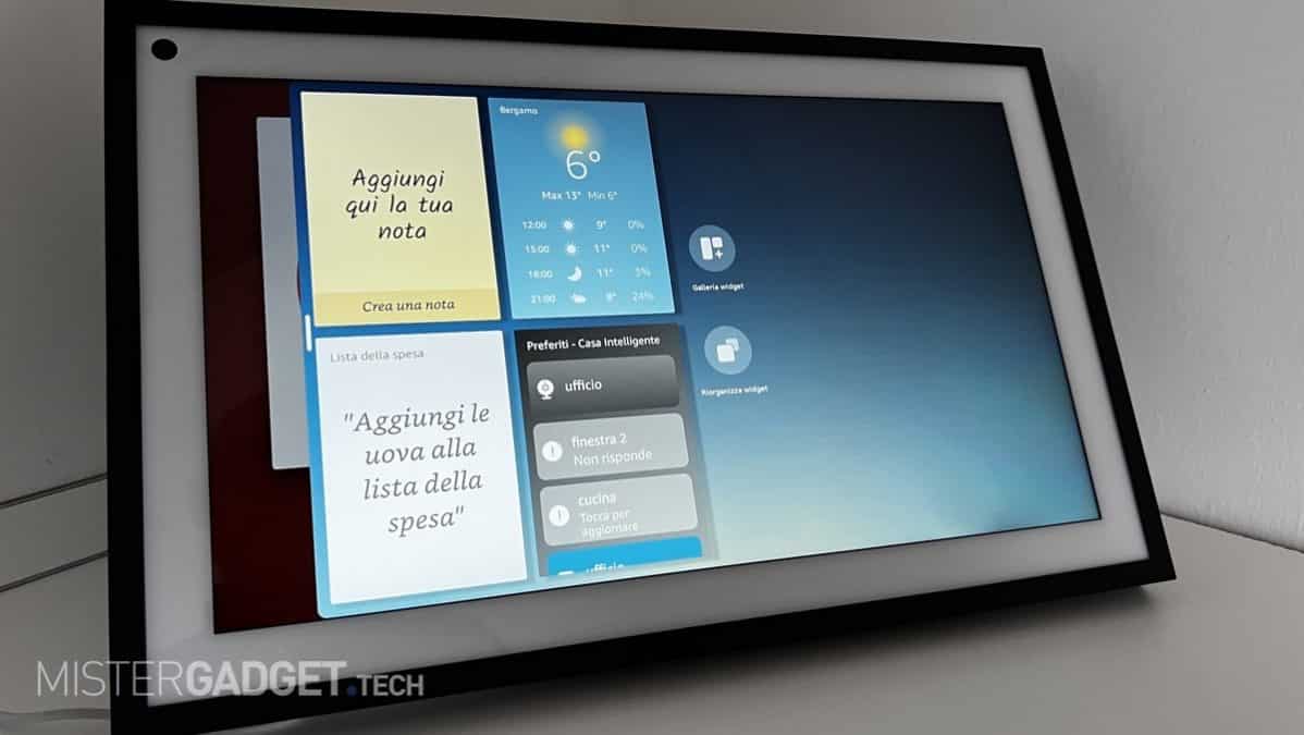Recensione Amazon Echo Show 15, lo smart display che si crede una TV