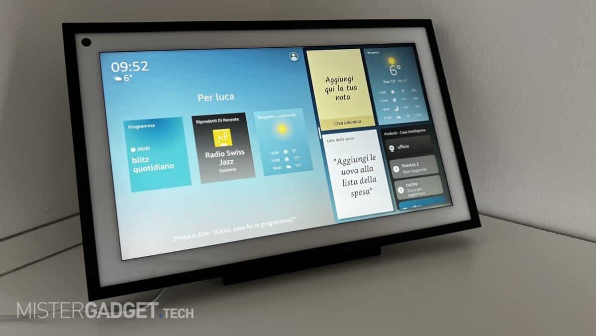 Recensione Amazon Echo Show 15, lo smart display che si crede una TV