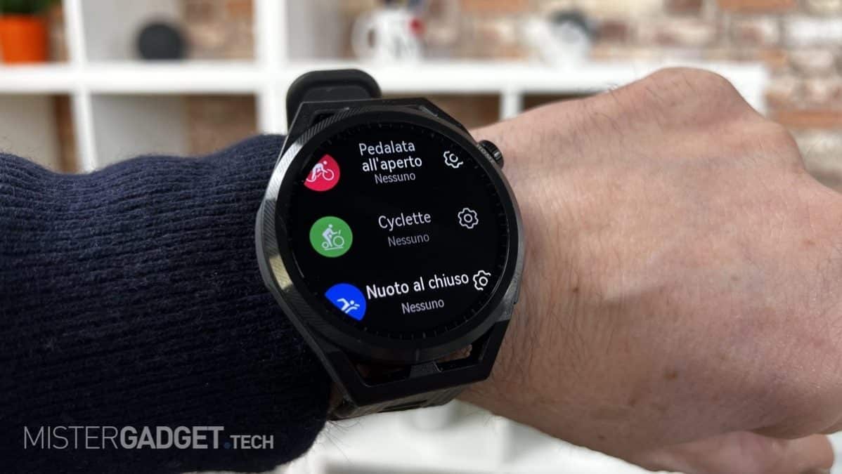 Recensione Huawei Watch GT Runner, per chi corre, ma non solo