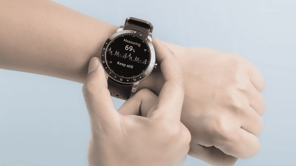 smartwatch-asus-ASUS-VivoWatch-5-mistergadget-tech