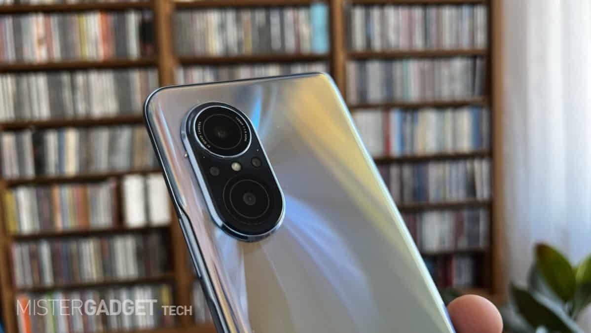 Arriva Huawei nova 9 SE, smartphone con obiettivo giovani