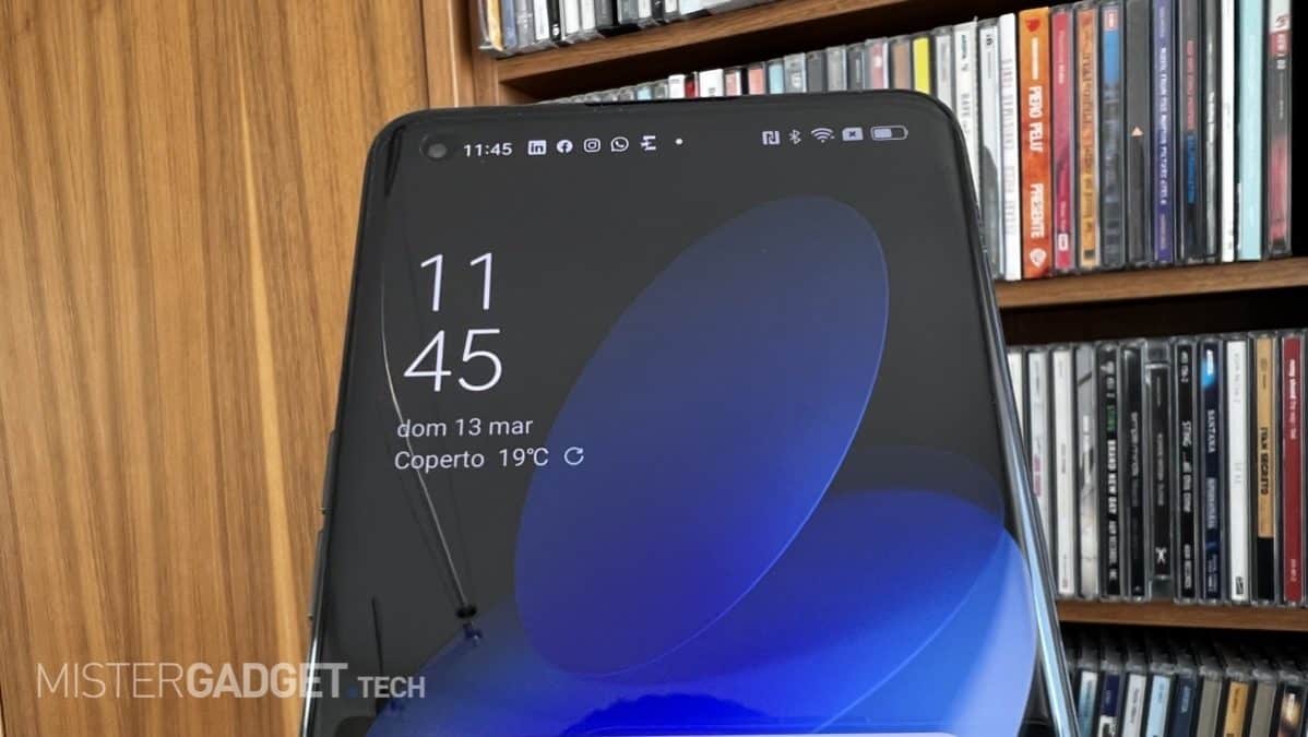 Recensione OPPO Find X5 Pro front camera