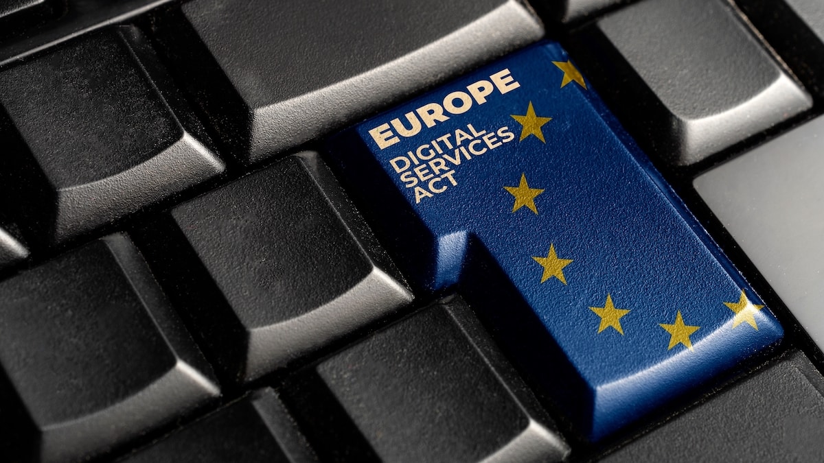 Piracy Shield: una tastiera con logo europeo dei digital services act