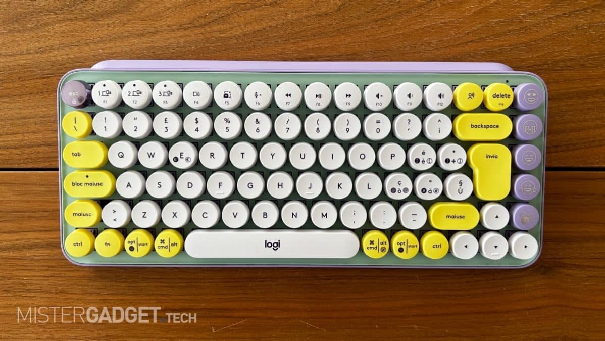 Recensione Tastiera Logitech Pop Keys, colori pop, usabilità un po' old style