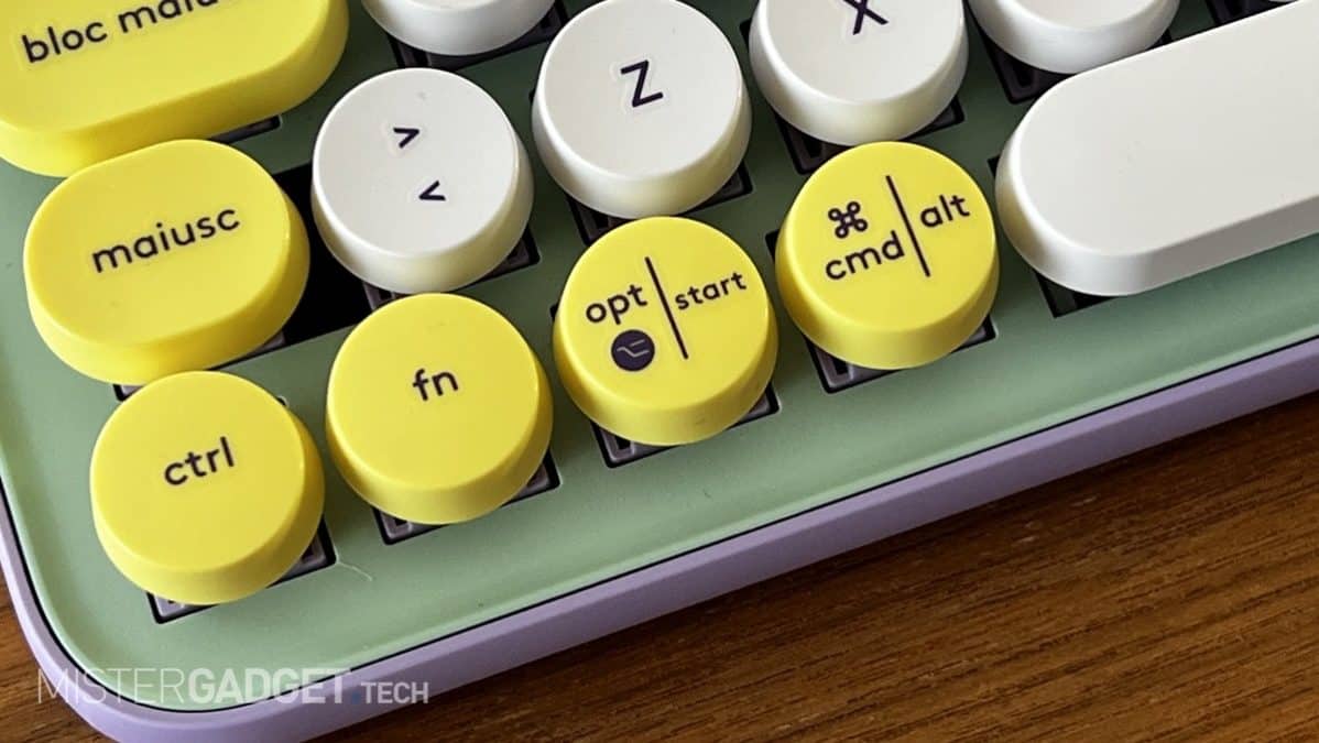 Recensione Tastiera Logitech Pop Keys, colori pop, usabilità un po' old style