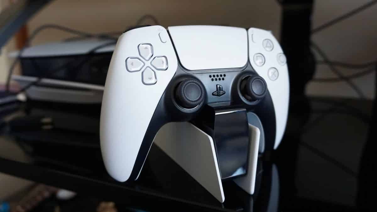 DualSense - Le migliori basi di ricarica del controller PS5 