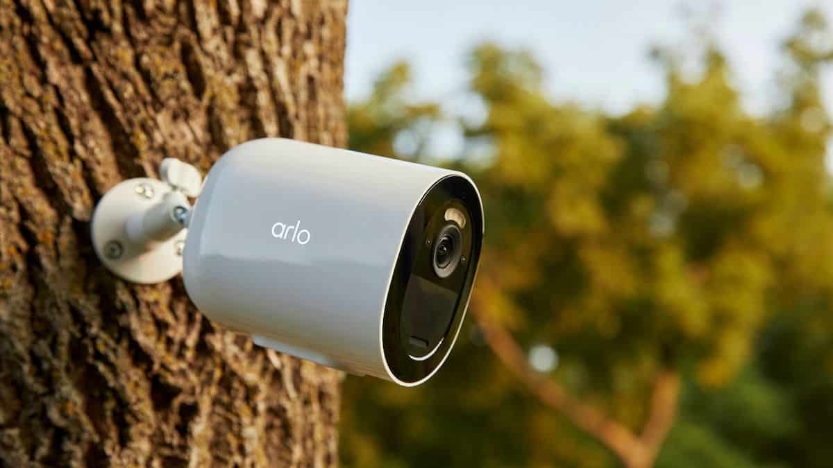 Arlo Go 2