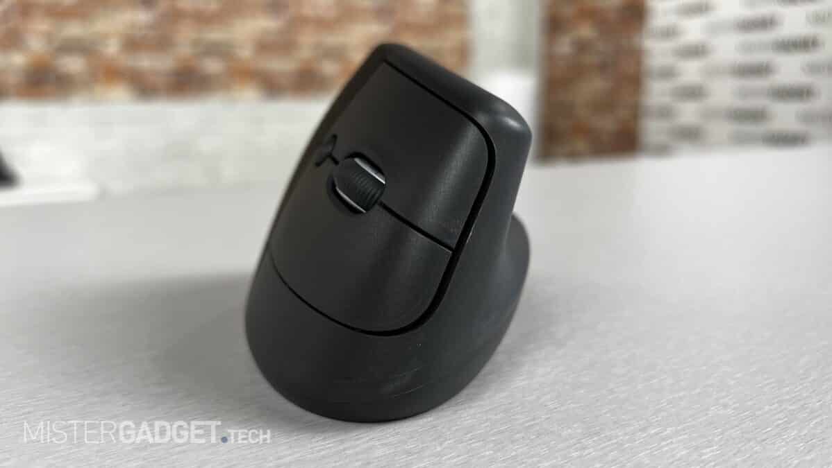 Recensione Logitech Lift, mouse verticale ergonomico