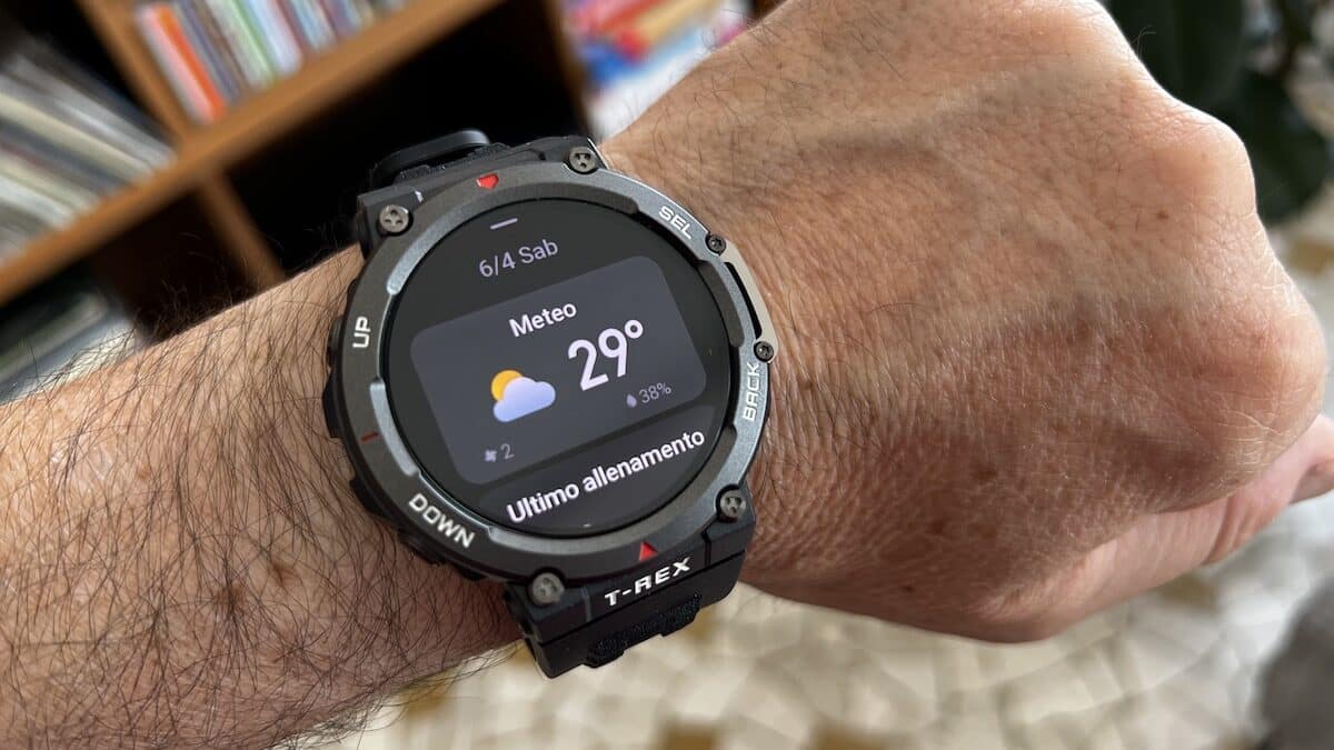 Recensione Amazfit T-Rex 2: il quadrante meteo