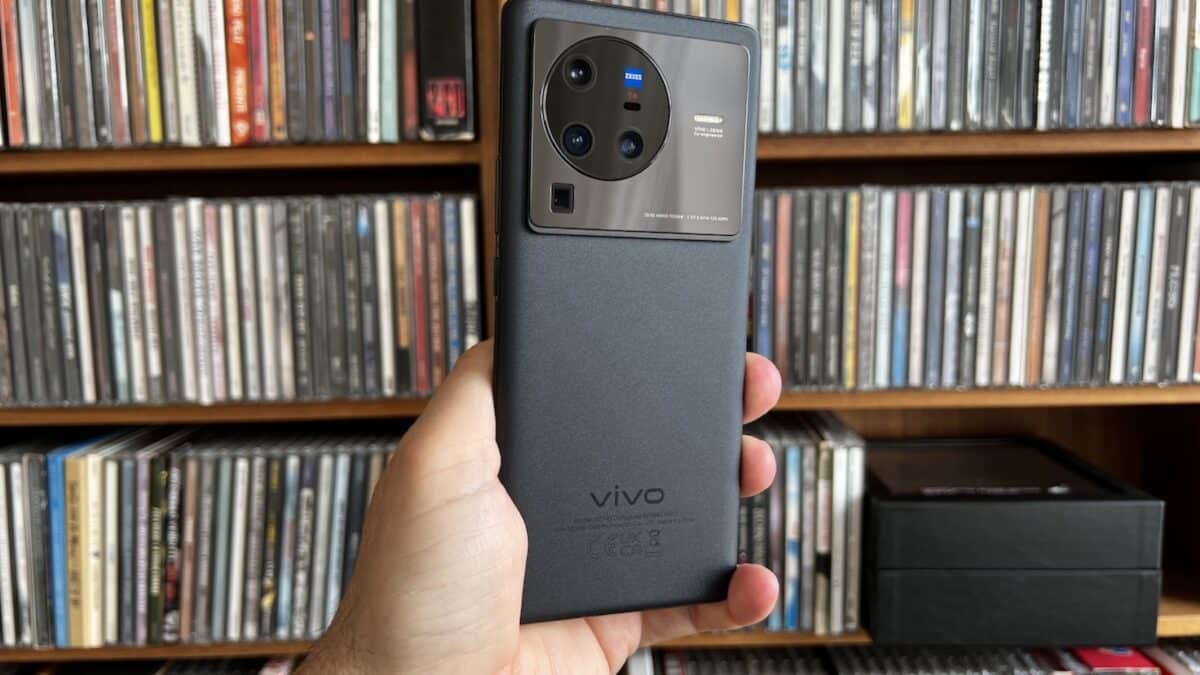Vivo X80 Pro: il design posteriore