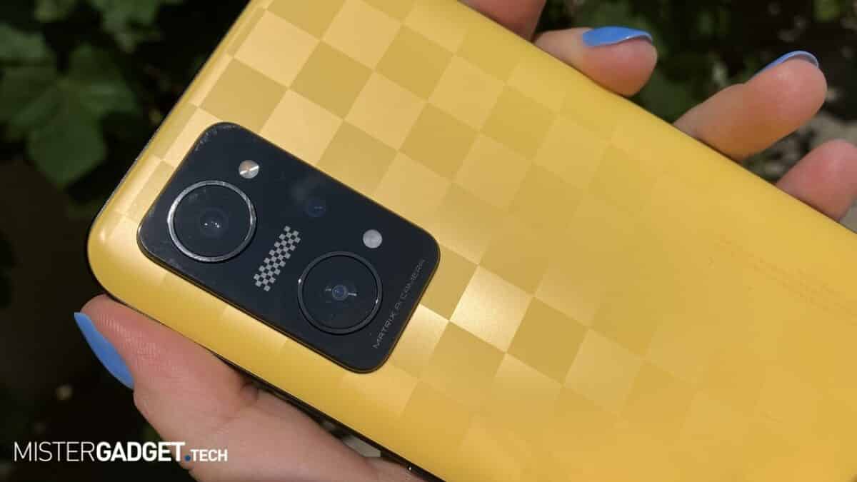 realme GT NEO 3T mistergadget.tech fotocamera design