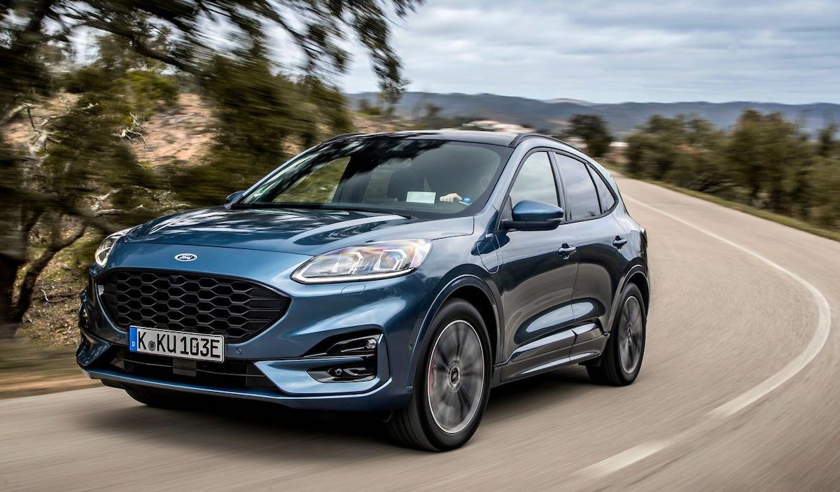 Ford Kuga: ST Line e full hybrid, prezzo e novità