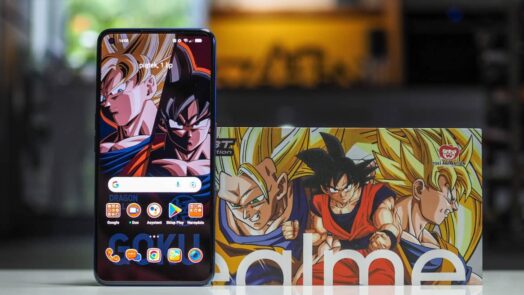 https://www.mistergadget.tech/wp-content/uploads/2022/07/realme-gt-neo-3t-dragon-ball-z-edition-02-z-pudelkiem-e1657549499291-524x295.jpg