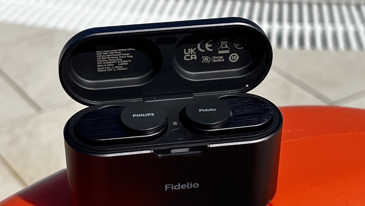 Recensione Philips Fidelio T1