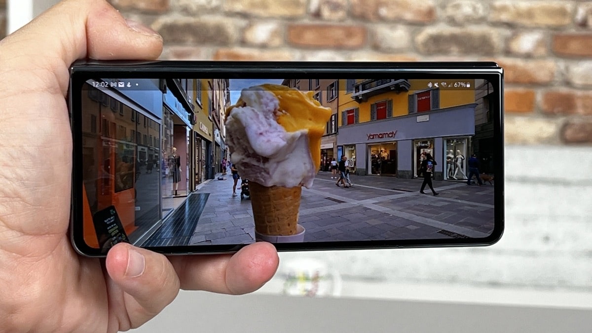 Recensione Samsung Galaxy Z Fold4: lo schermo esterno