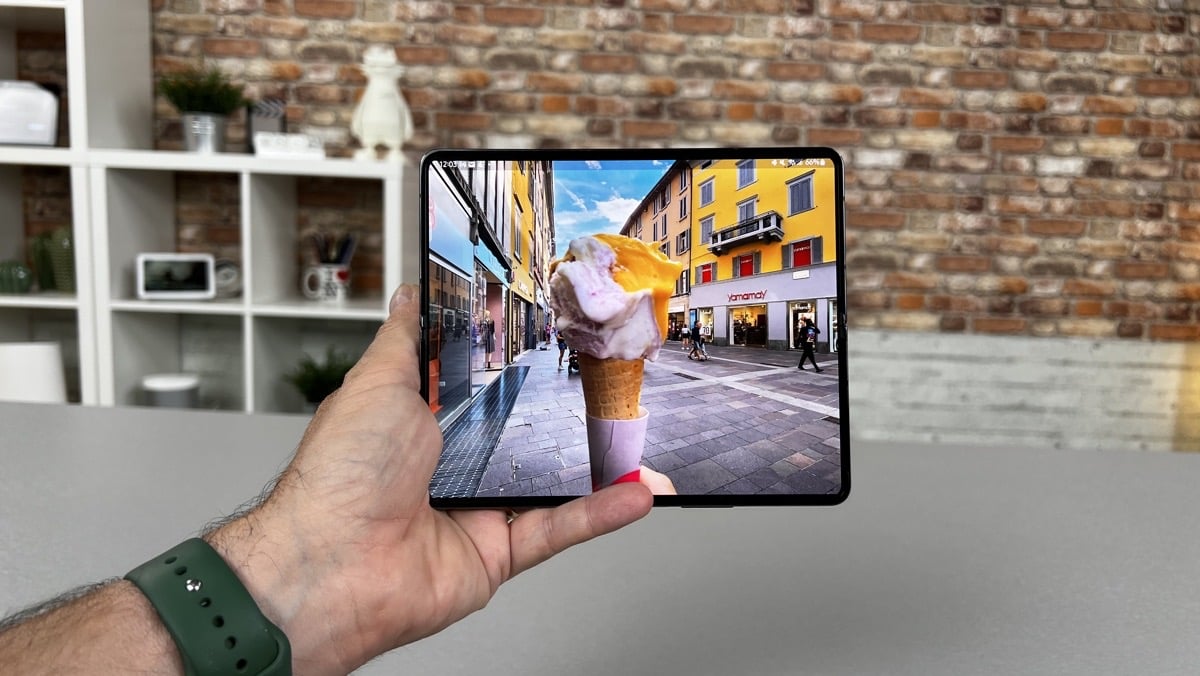 Recensione Samsung Galaxy Z Fold4: il display full view