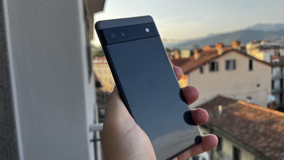 Recensione Google Pixel 6a, uno smartphone di categoria a parte