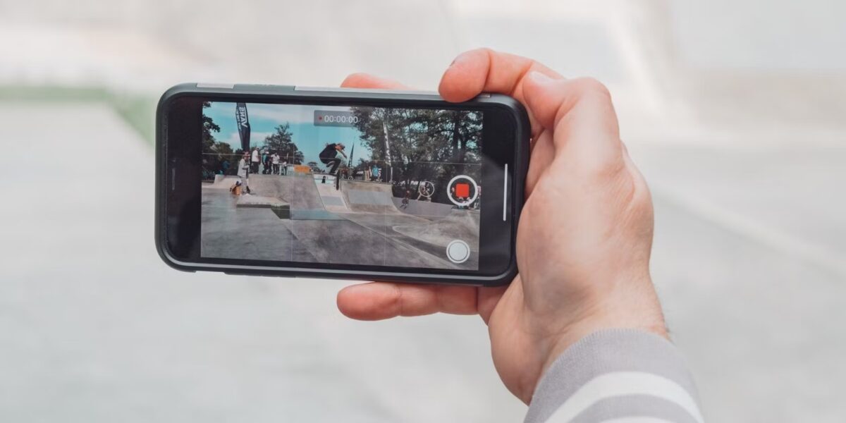 Come ridurre lo spazio occupato da foto e video sul vostro smartphone. Consigli per salvare la memoria - ios android