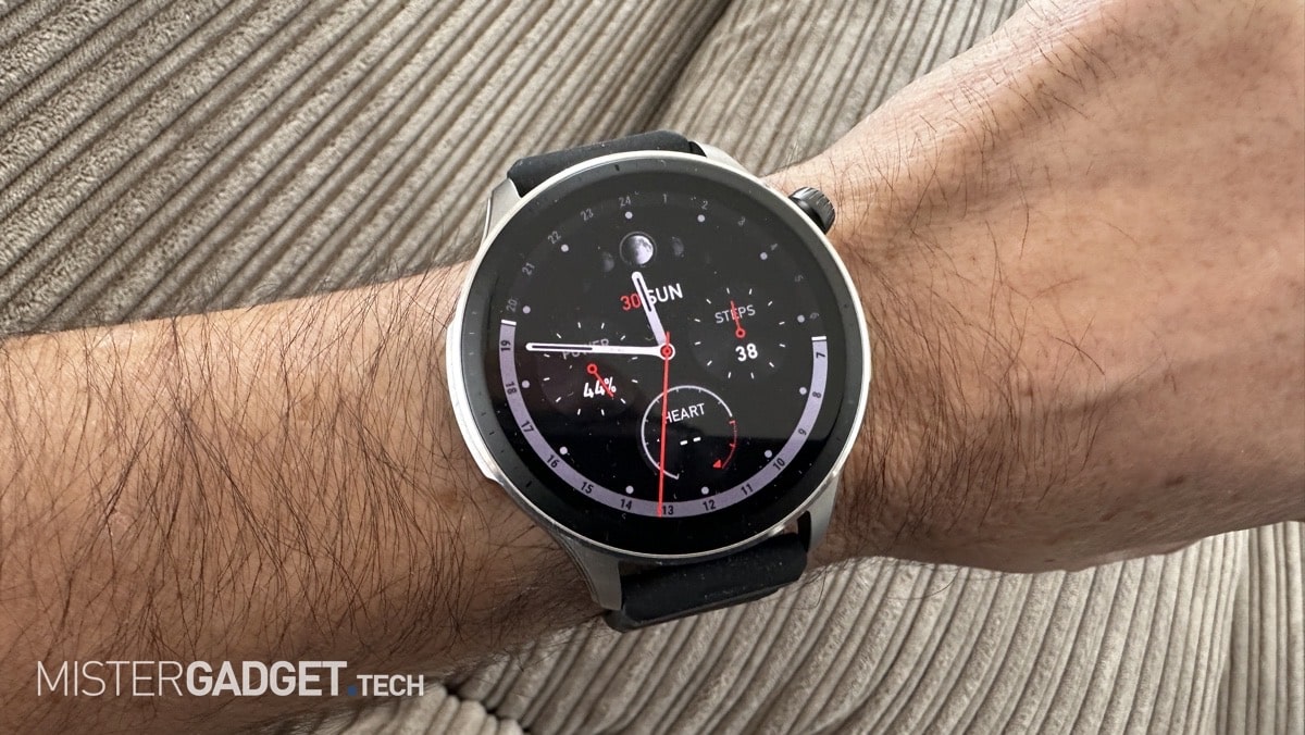 Recensione Amazfit GTR 4, smartwatch per tutti - MisterGadget